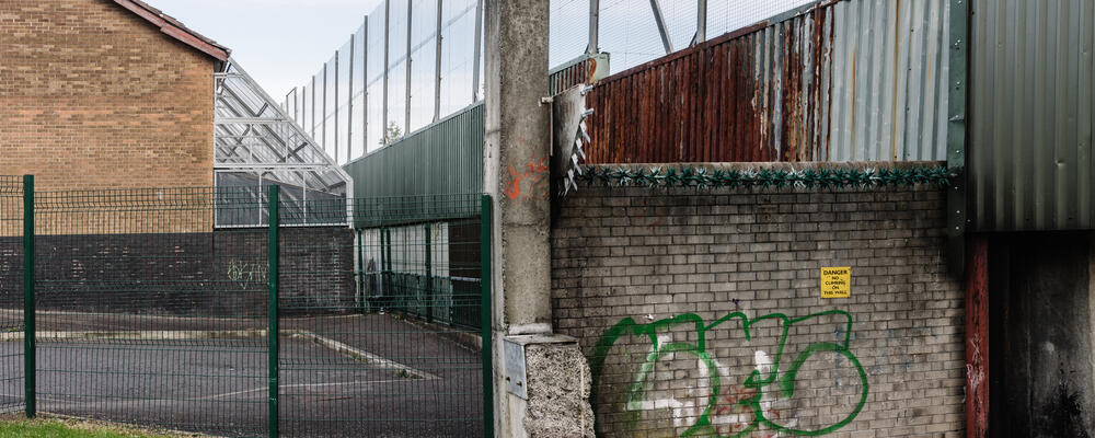 Image from page “Defensive Architecture” (Photo: Ricardo Alves Ferreira Nunes)