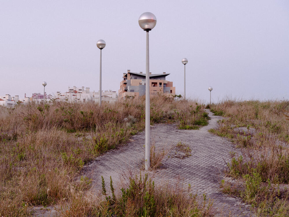 Image from page “For Sale” (Photo: Ricardo Alves Ferreira Nunes)