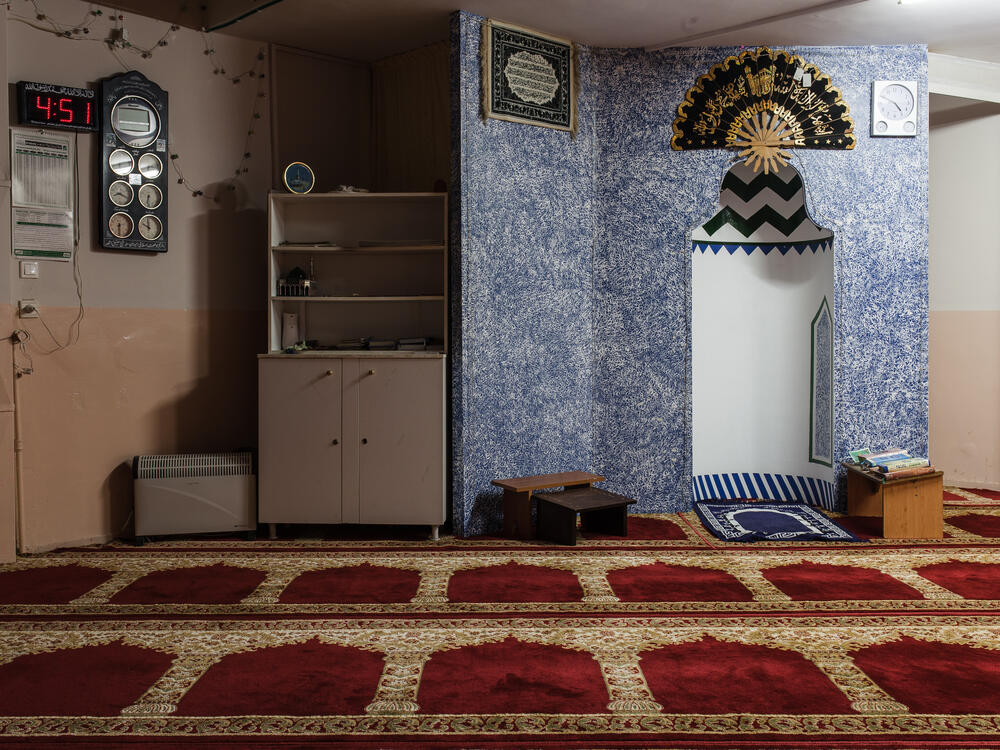 Image from page “Informal Mosques” (Photo: Ricardo Alves Ferreira Nunes)
