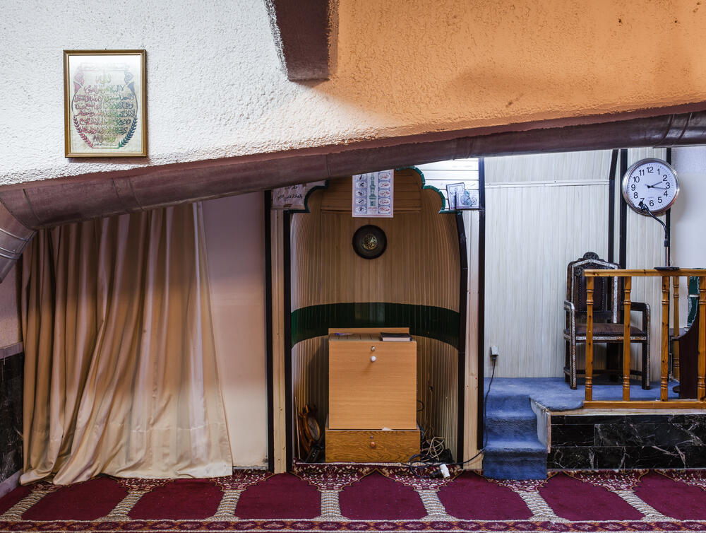 Image from page “Informal Mosques” (Photo: Ricardo Alves Ferreira Nunes)