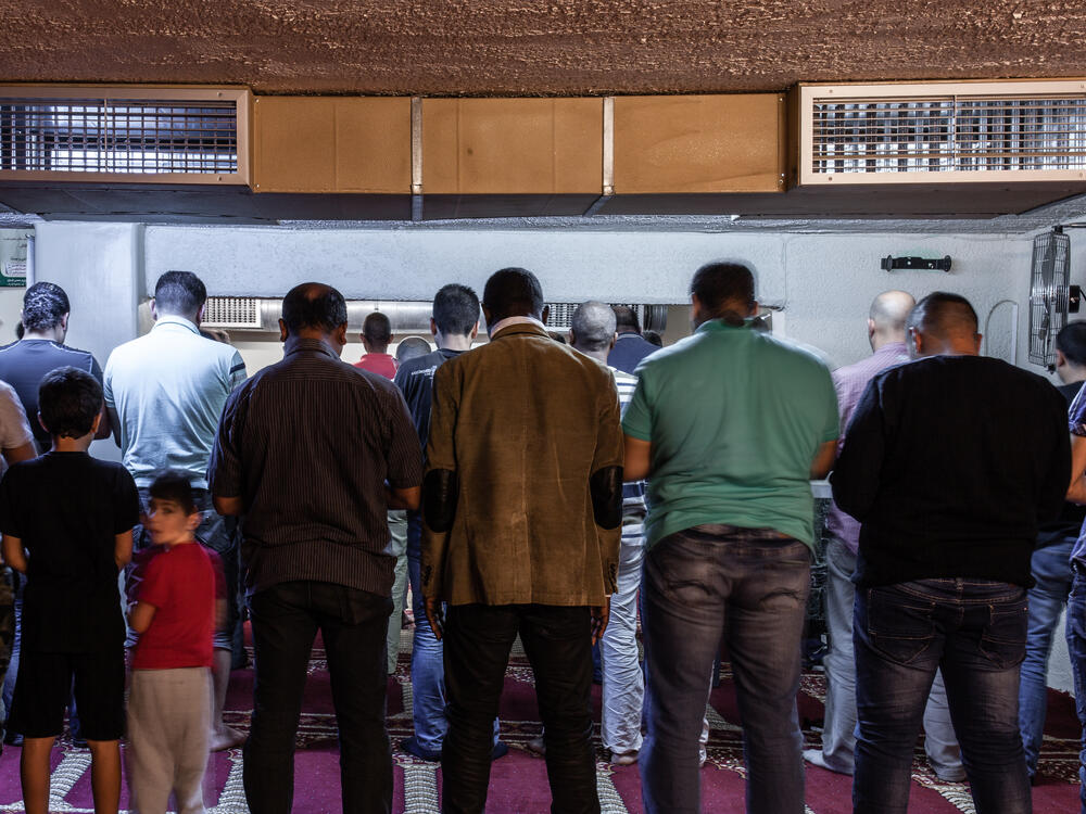 Image from page “Informal Mosques” (Photo: Ricardo Alves Ferreira Nunes)
